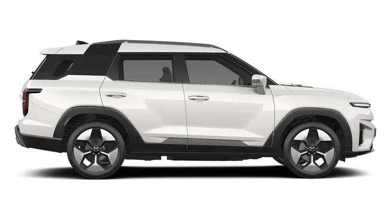 KGM Torres EVX exterior