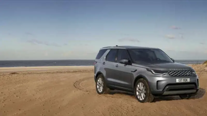 Land Rover Discovery exterior