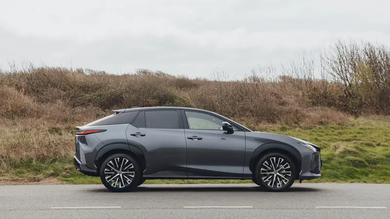 Lexus RZ exterior