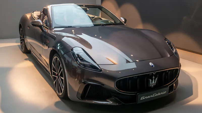 Maserati GranCabrio exterior