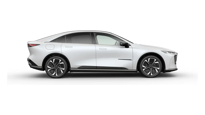Mazda Mazda6e exterior