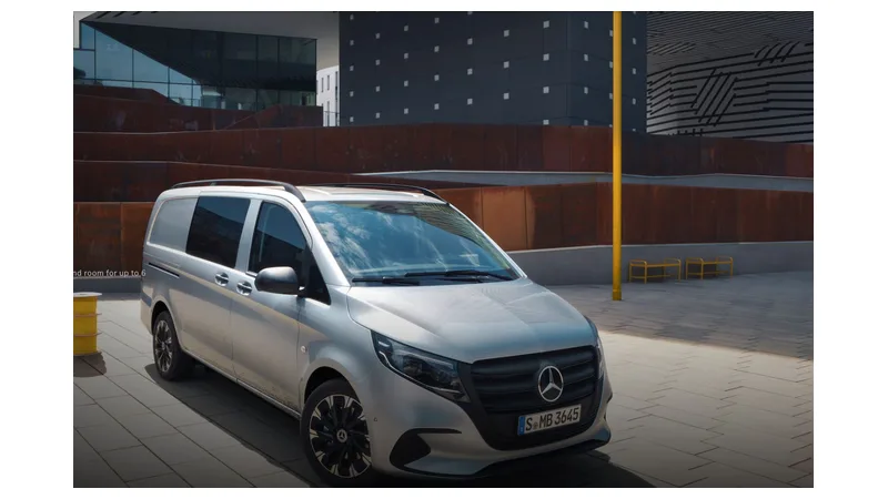 Mercedes-Benz Vito Crew Van exterior