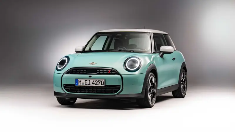 MINI Cooper 3-Door exterior