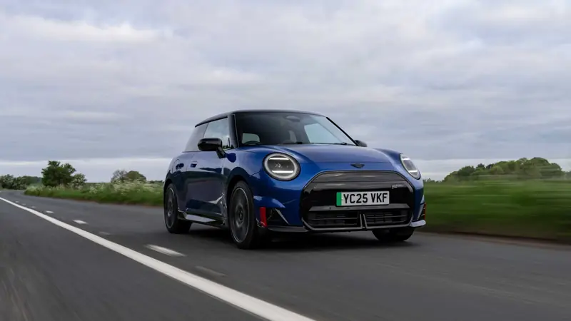 MINI Cooper Electric exterior