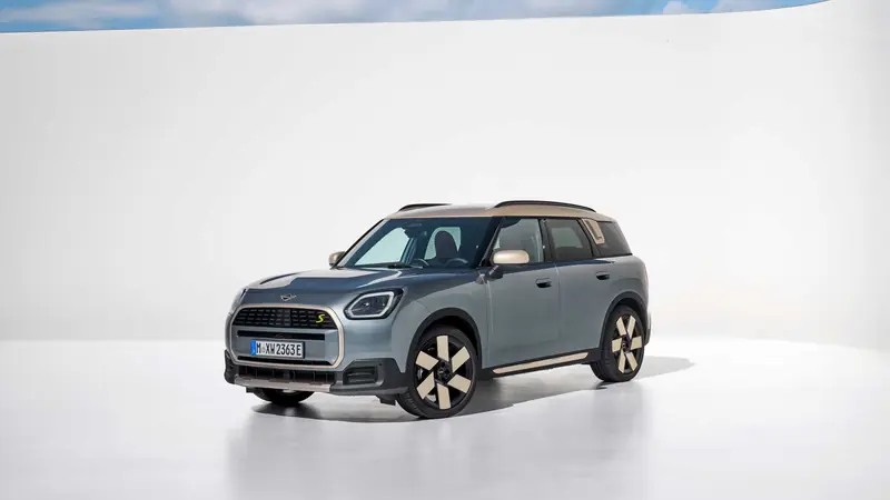 MINI Countryman exterior